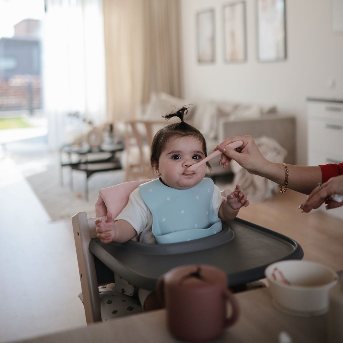 Mushie kinderkom met zuignap  -Ivory